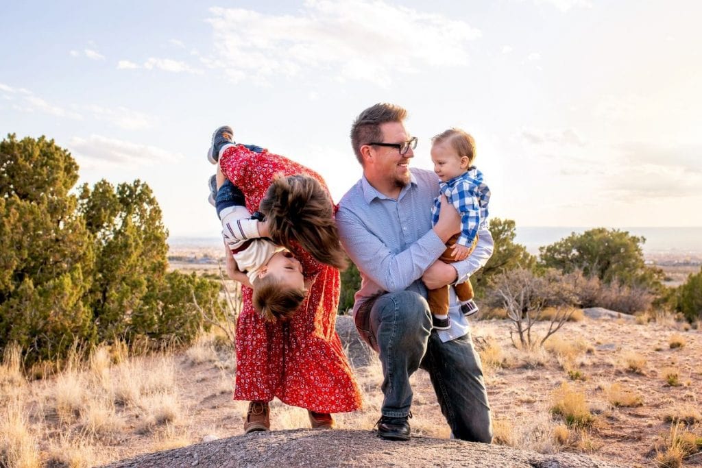 Family plays in the desert. Jennifer Warren, Albuquerque Family Photographer