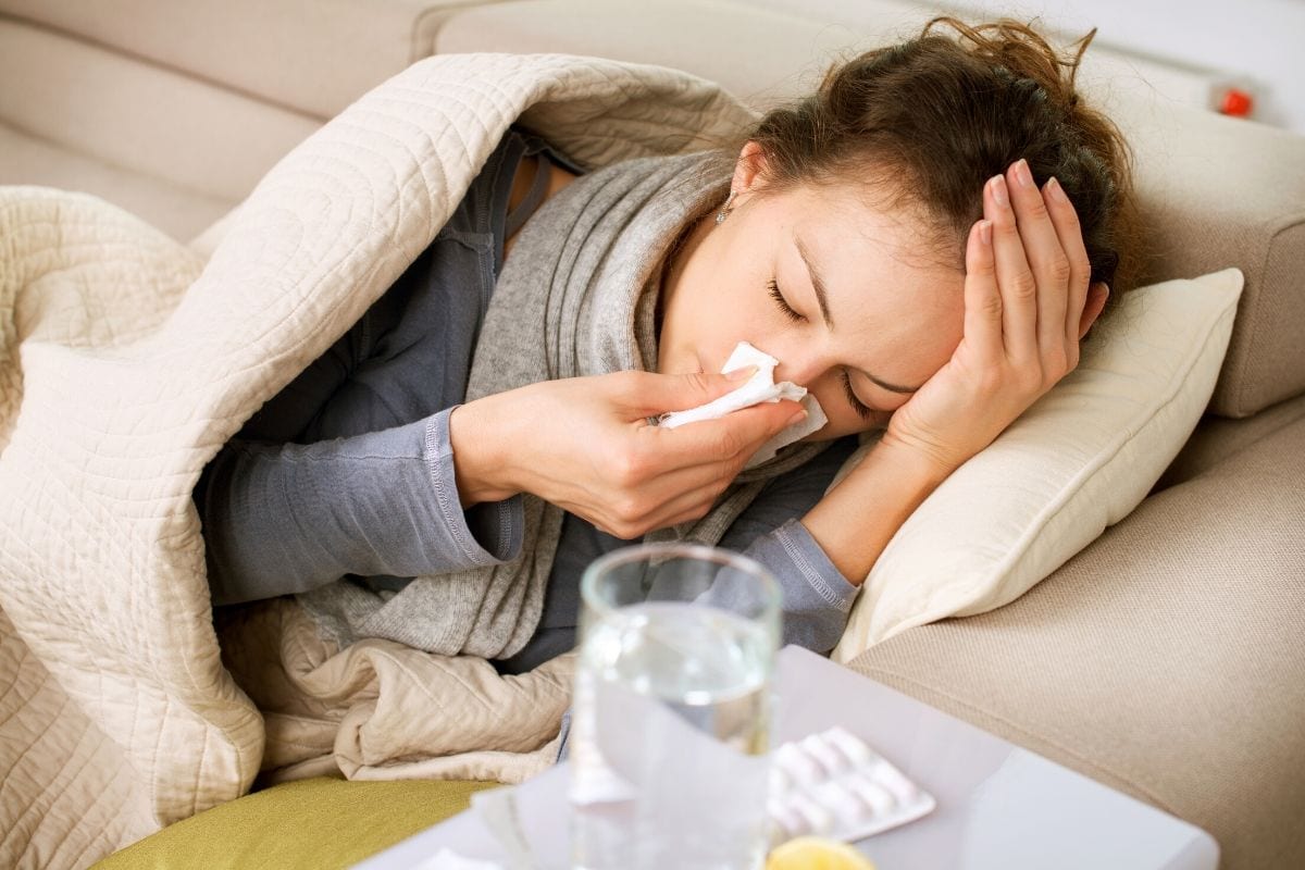 Woman has an upper respiratory system infection and needs to boost her immune system naturally