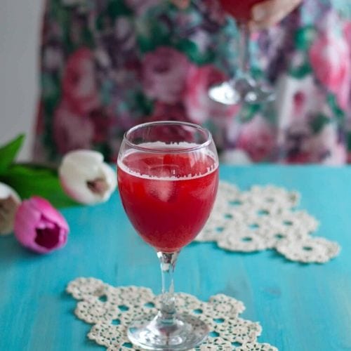 Sugar Free Raspberry Orange Lemonade from Dani's Cookings, perfect for Arbonne Holiday Dinners.