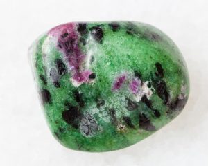 Ruby zoisite is a great stone choice when you're looking to get pregnant or increase feminine power.