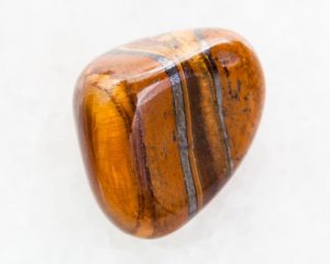 tiger's eye gemstone for anxiety and grounding