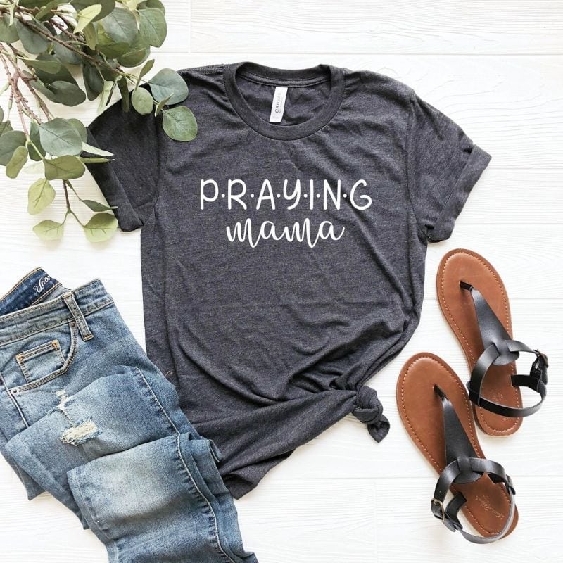 Praying Mama Graphic Tshirt for Moms from Only Quality Seller on Etsy