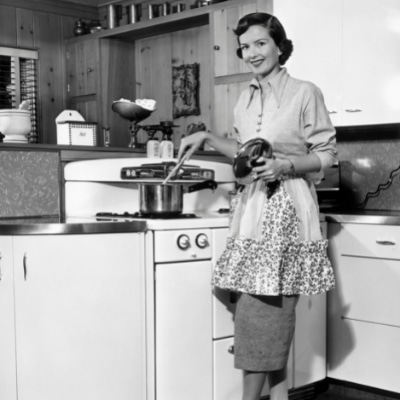 Traditional 1950s good wife