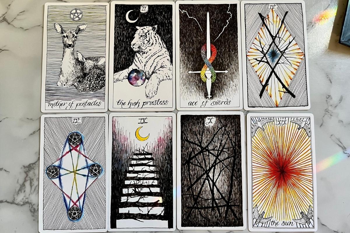 The Wild Unknown Tarot Review - Warm, Inviting Deck for General ...